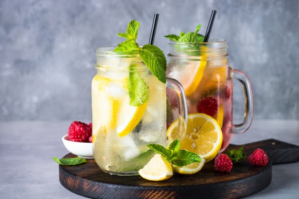 5 Resep Lemonade Segar yang Mudah Dibuat di Rumah untuk Menyegarkan Hari Anda